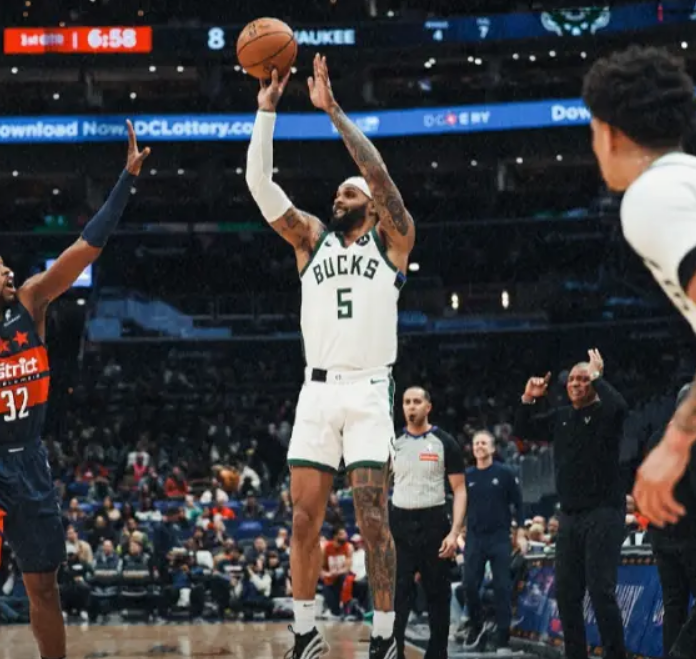 杏彩体育亚洲官网-雄鹿客场击败快船，实现九连胜(雄鹿客场大胜黄蜂)