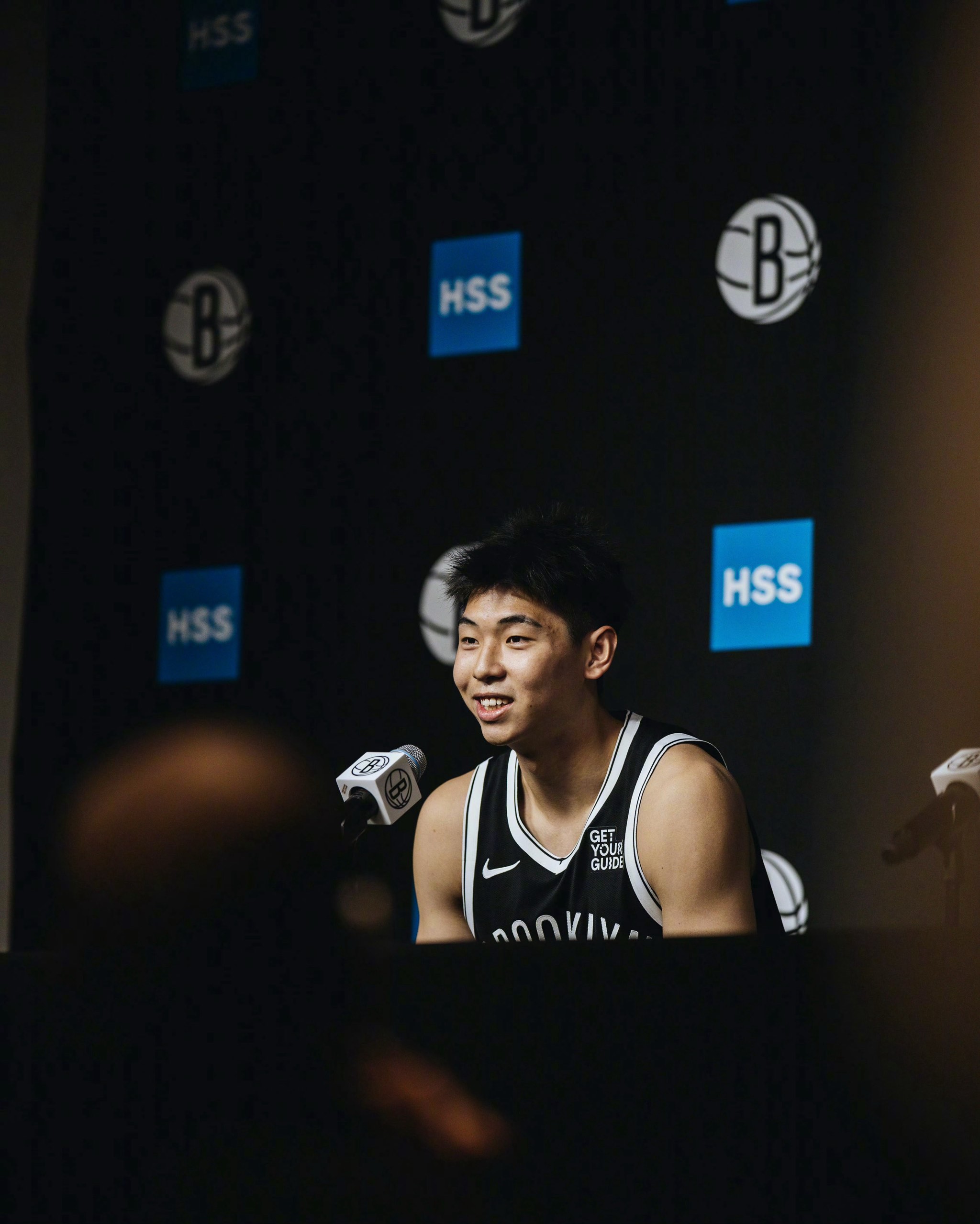 本赛季新星崭露头角，成为球队希望的简单介绍