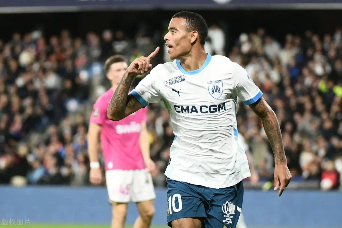 杏彩体育下载-必胜之战：法甲最强阵容齐聚