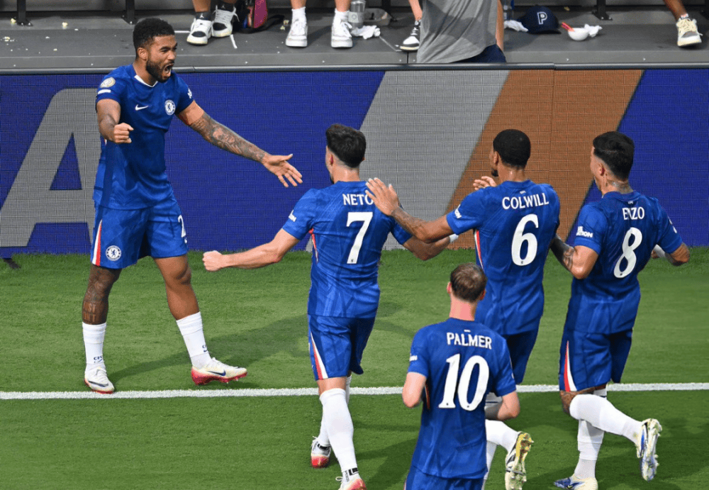 关于帕尔梅拉斯战术调整，关键球员或将首发出战的信息