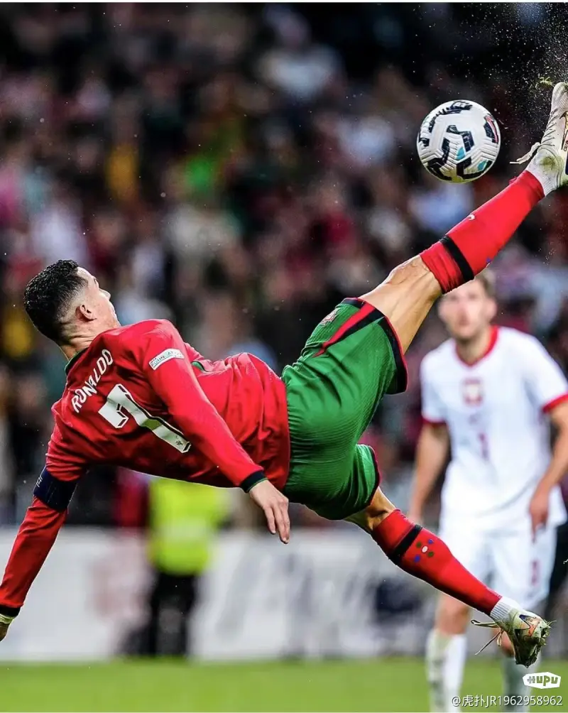 杏彩体育下载-国际足球赛事逐渐升温观赏度高