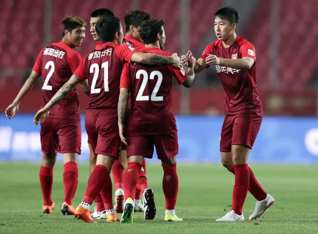 关于国安客场绝平华夏幸福，保持不败势头的信息