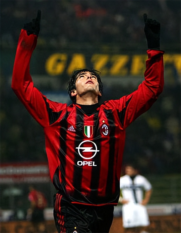 关于AC米兰主场轻取热那亚,继续保持不败的信息 关于AC米兰主场轻取热那亚,继续保持不败的信息