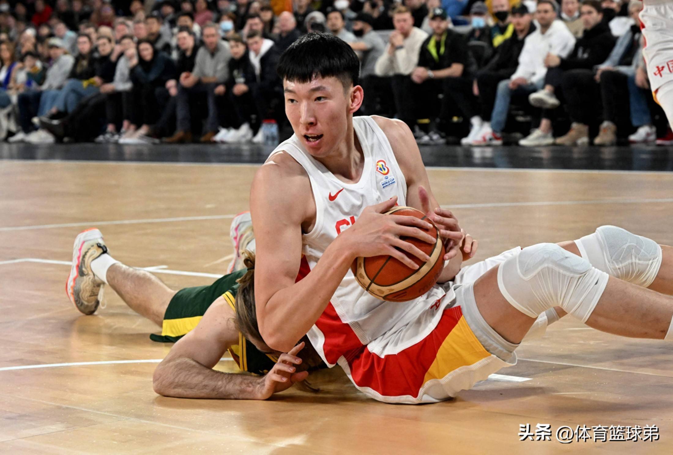 杏彩体育链接-突尼斯男篮锋线球员状态回升，备战世界杯