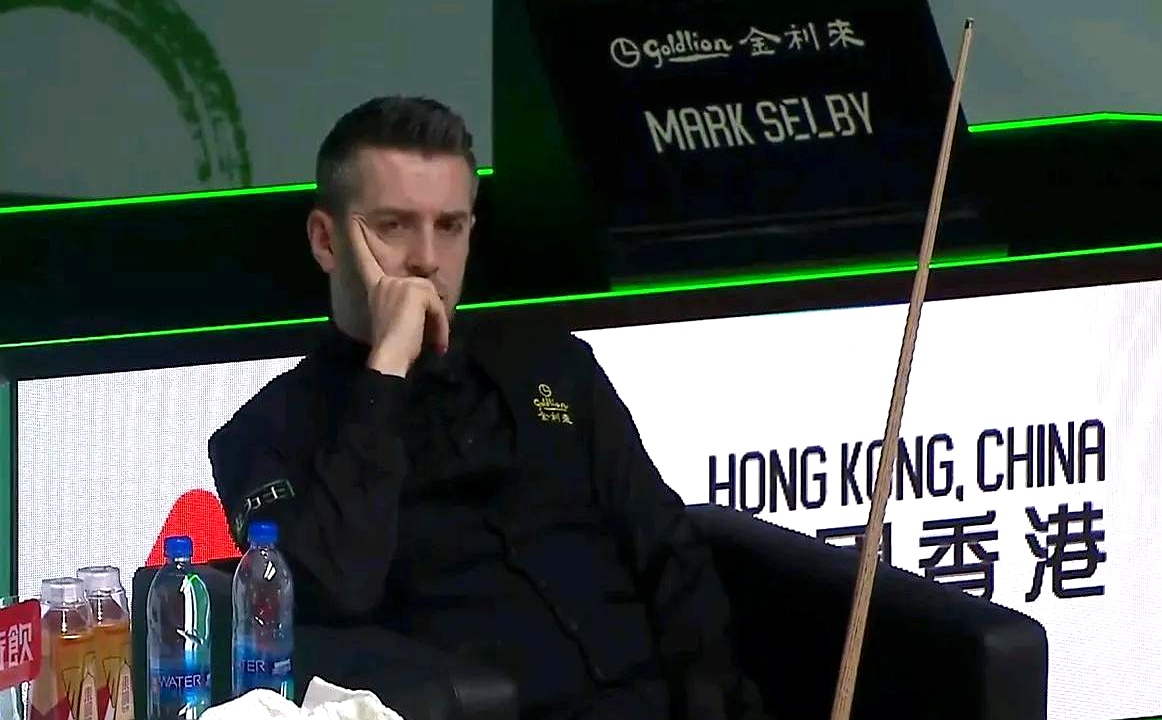 杏彩体育官网入口-南部男篮在关键战役中捷足先登，暂时领先