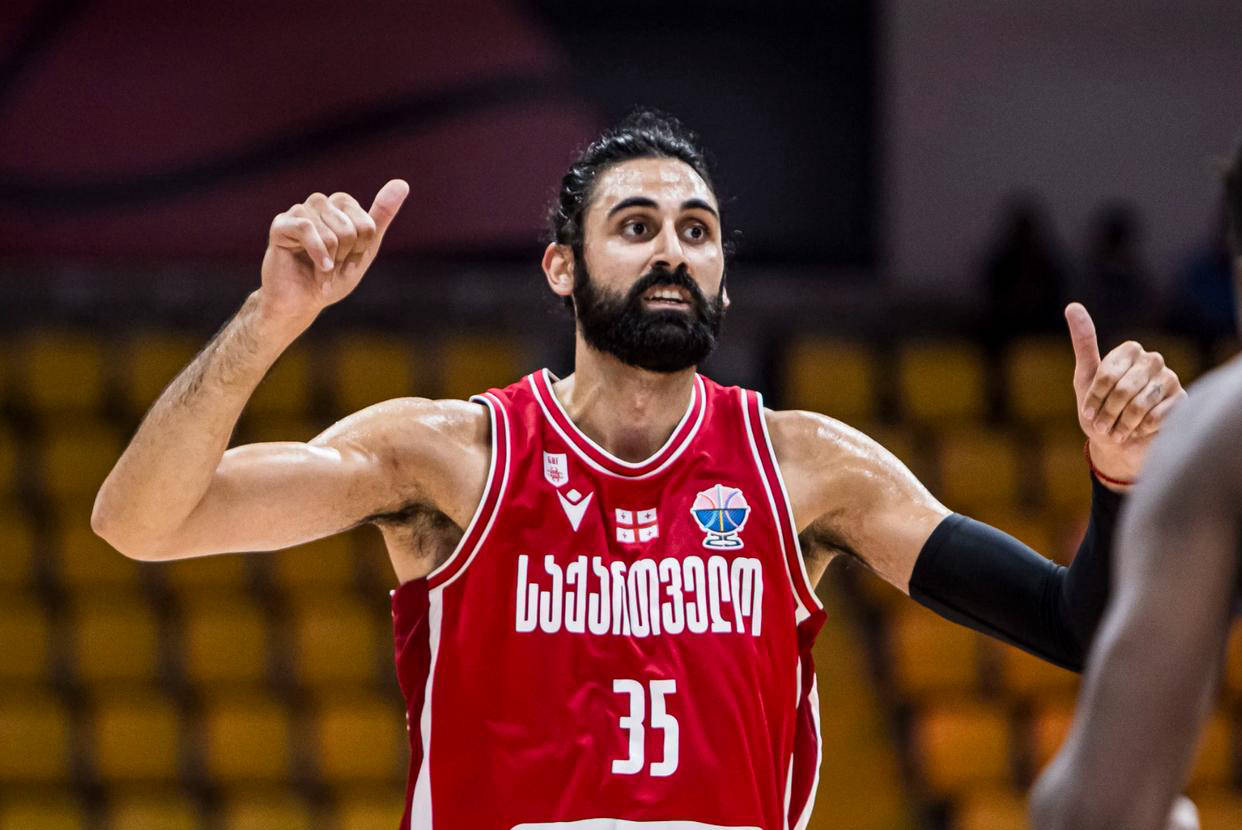 格鲁吉亚队员表现突出,实现惊险获胜 格鲁吉亚队员表现突出,实现惊险获胜