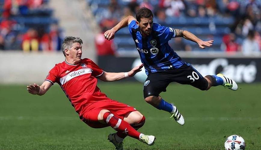 包含足球盛宴，球迷狂热追逐每一场比赛的词条