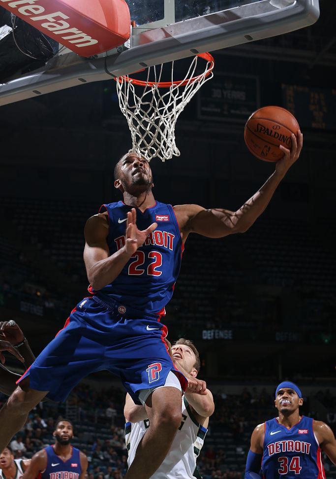 杏彩体育网页版入口-罗伯特-高登带领球队逆转胜利，展现出色领袖气质