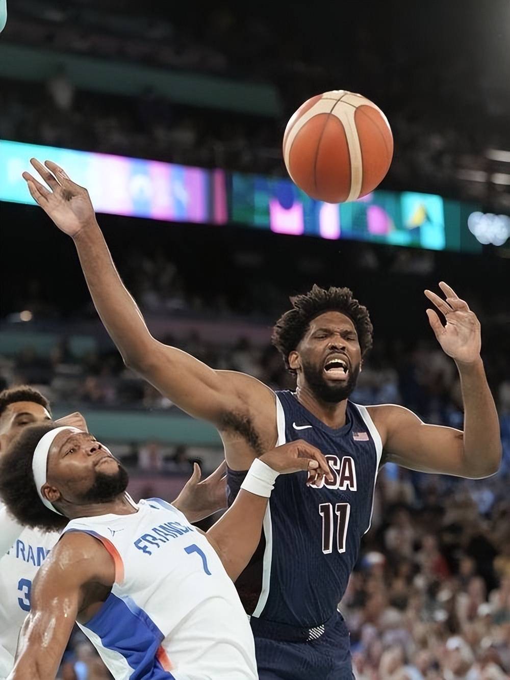 鹈鹕击败独行侠,继续保持领先 鹈鹕击败独行侠,继续保持领先