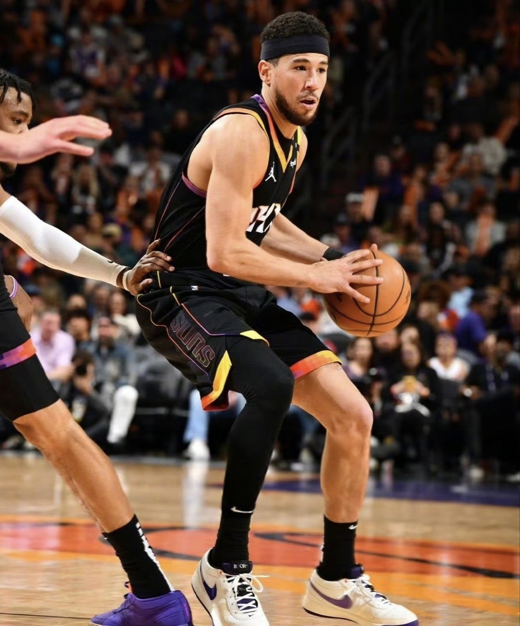 勇士客场擒雄鹿，实现关键逆转