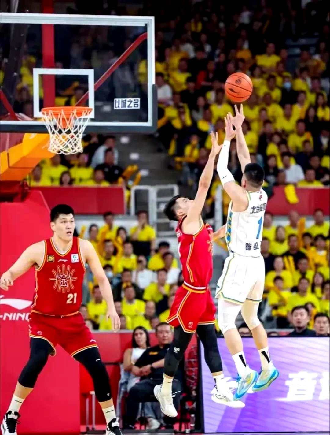 杏彩体育登录-包含辽宁对阵四川，两队交锋，胜负难分！的词条