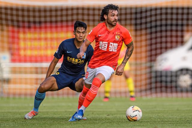 关于富力门将表现出色，帮助球队逼平恒大的信息